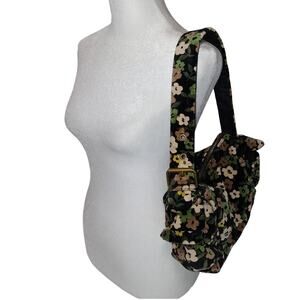 Gap Baguette Style Bag Floral Green Tan White Yellow Black Flower Fuzzy Hobo Bag